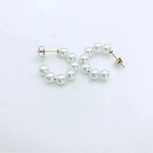 Pearl Hoops, Classic Pearl earrings